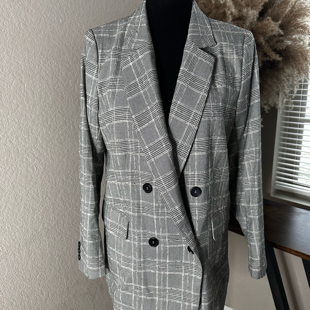 H&M Chic Gray Plaid Blazer Size 12